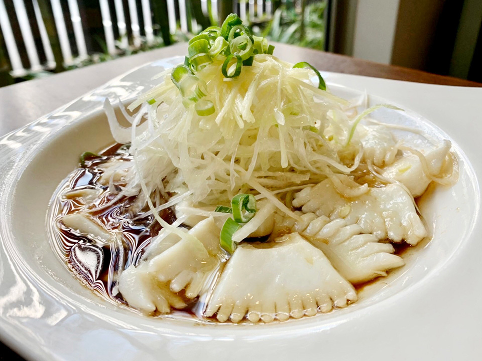 富士市の中国料理ゆあんのイカの湯びき特製ソースがけの画像